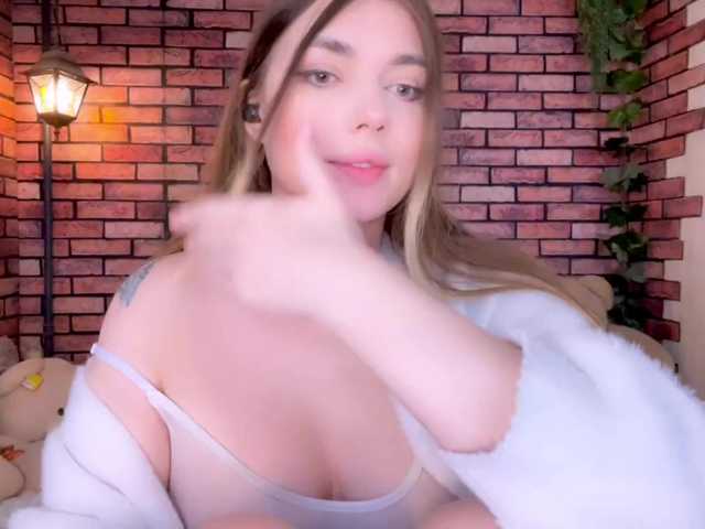 kisskissssss's BongaCams show and profile