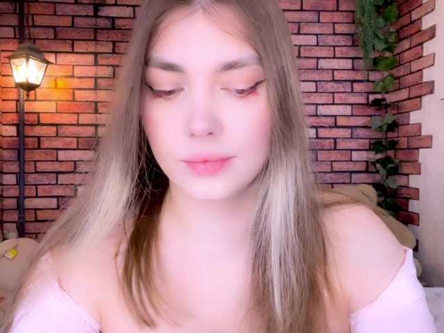 kisskissssss's BongaCams show and profile