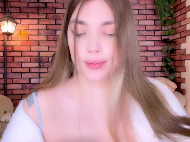 kisskissssss preview