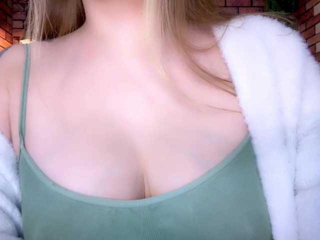 kisskissssss's BongaCams show and profile