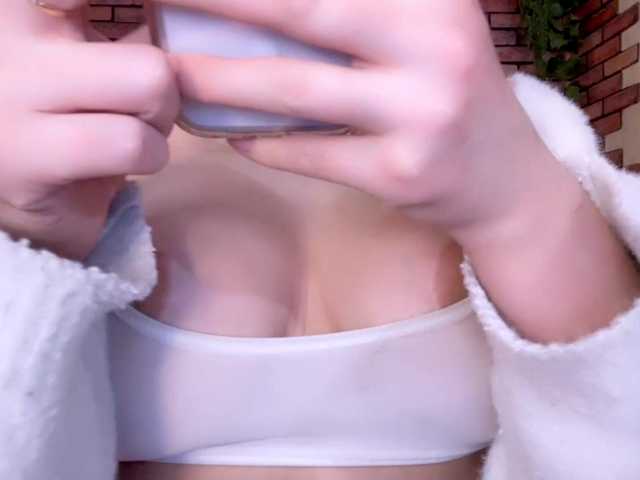 kisskissssss's BongaCams show and profile