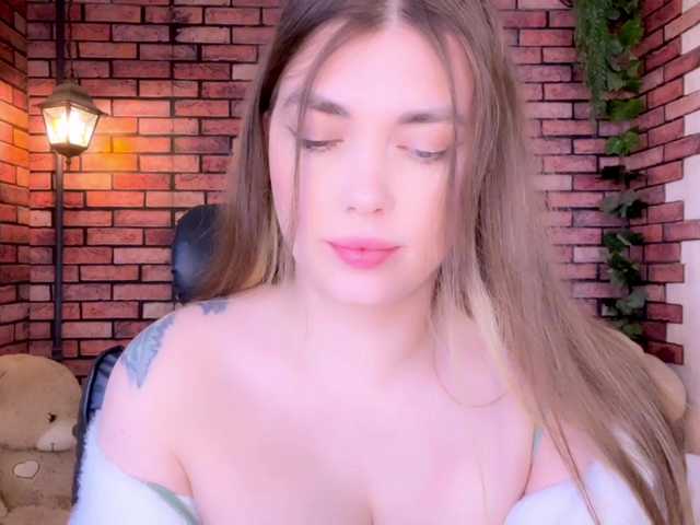 kisskissssss's BongaCams show and profile