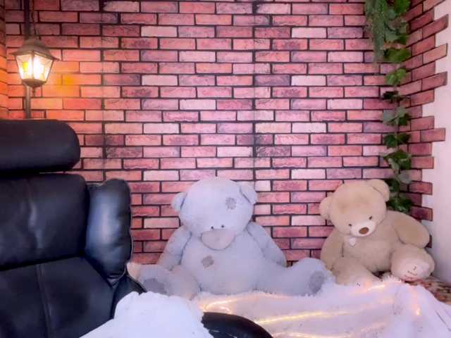 kisskissssss's BongaCams show and profile