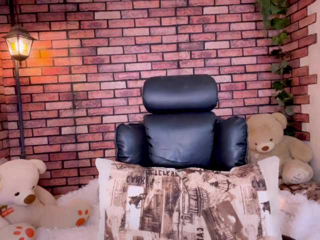 kisskissssss's BongaCams show and profile