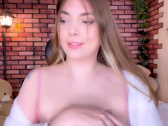 kisskissssss's BongaCams show and profile