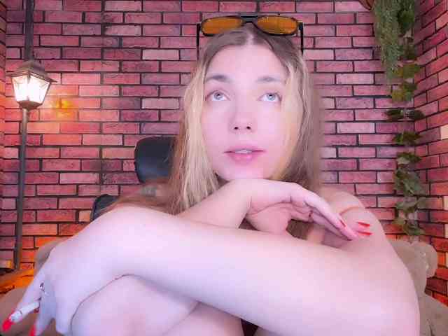 kisskissssss webcam