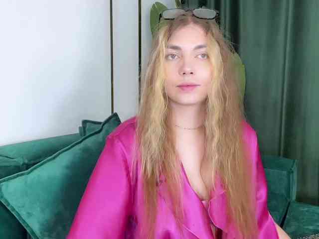 kisskissssss webcam