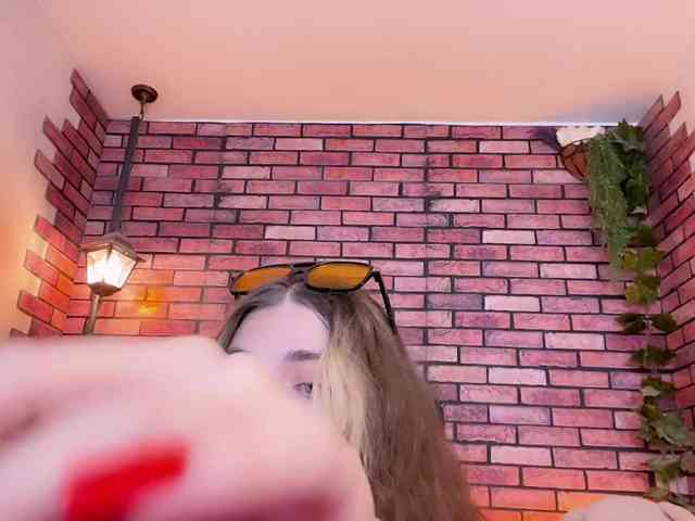 kisskissssss webcam