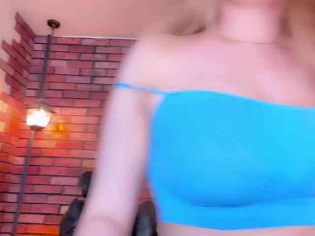 kisskissssss webcam