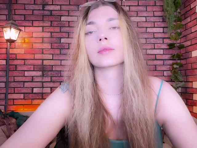 kisskissssss webcam