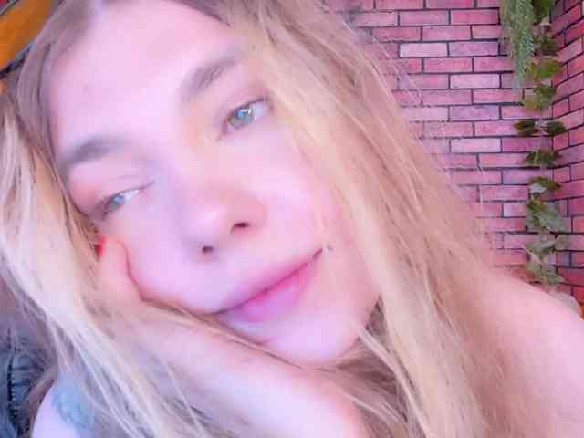 kisskissssss webcam
