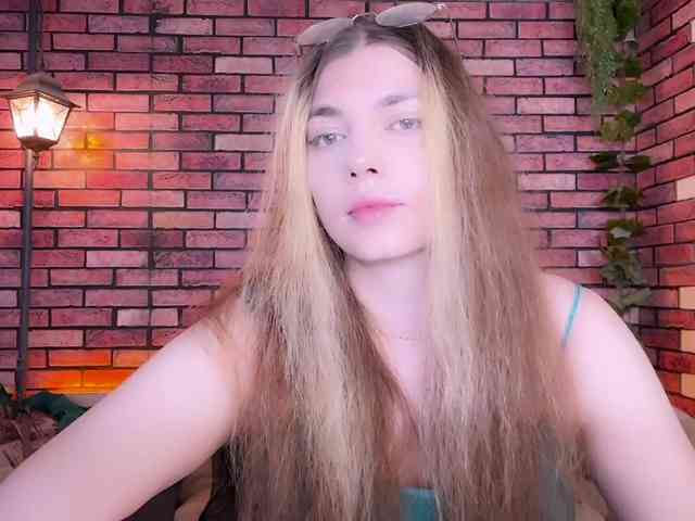 kisskissssss webcam