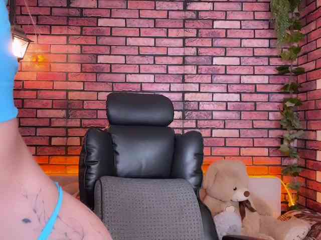 kisskissssss webcam
