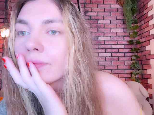 kisskissssss webcam