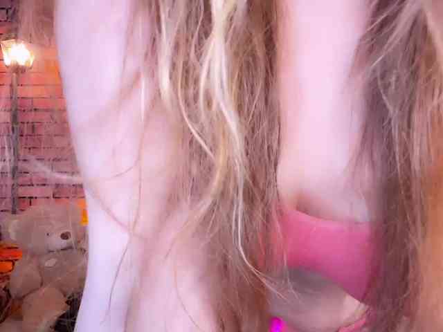 kisskissssss webcam