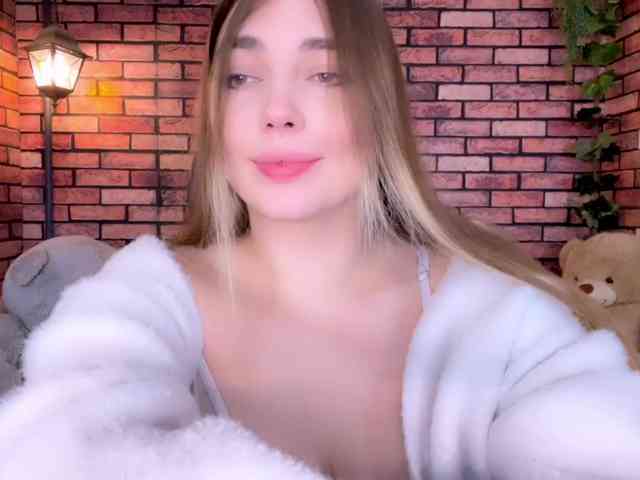 kisskissssss Live Webcam on BongaCams