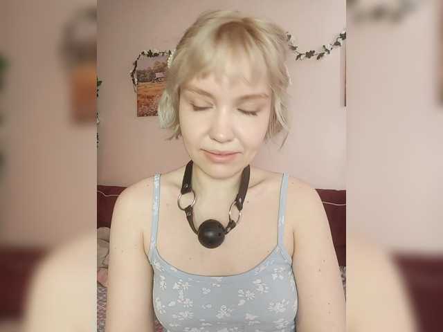 Tikoffka's BongaCams show and profile