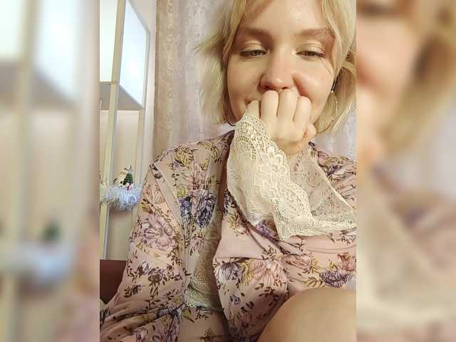 Tikoffka's BongaCams show and profile