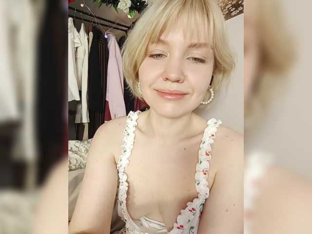 Tikoffka's BongaCams show and profile