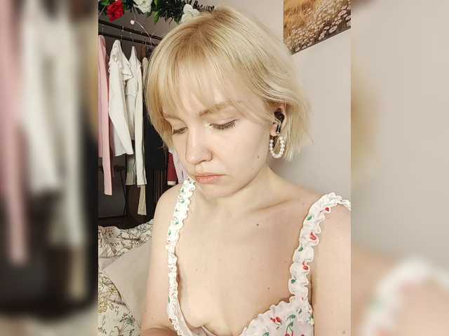 Tikoffka's BongaCams show and profile