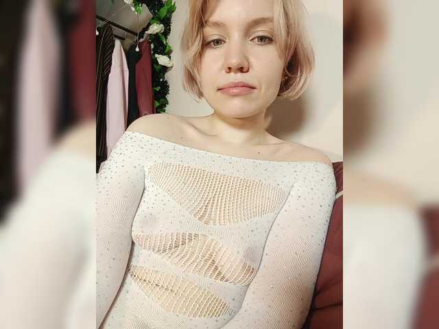 Tikoffka's BongaCams show and profile