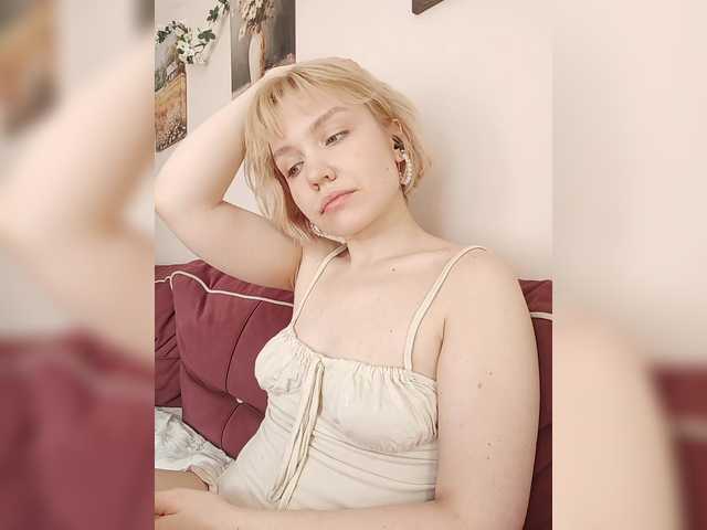 Tikoffka's BongaCams show and profile