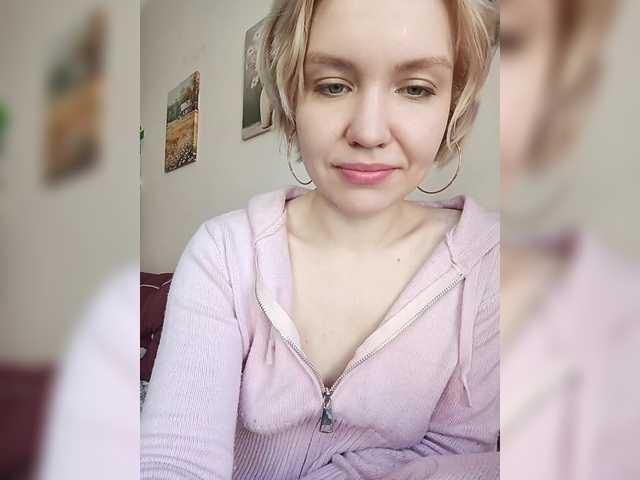 Tikoffka's BongaCams show and profile