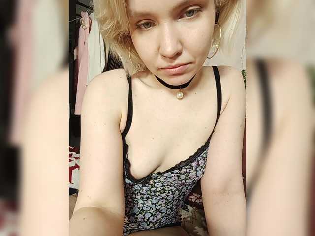 Tikoffka's BongaCams show and profile