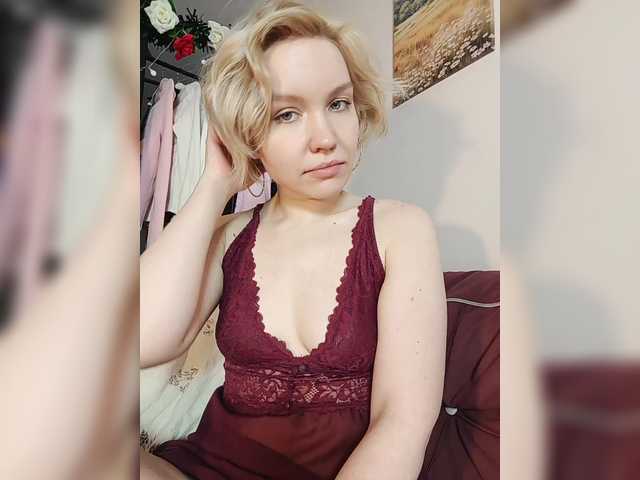 Tikoffka's BongaCams show and profile