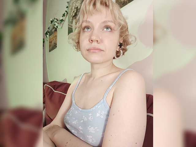 Tikoffka's BongaCams show and profile