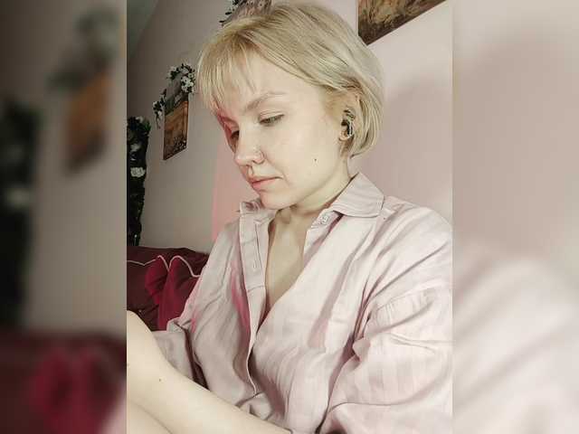 Tikoffka's BongaCams show and profile