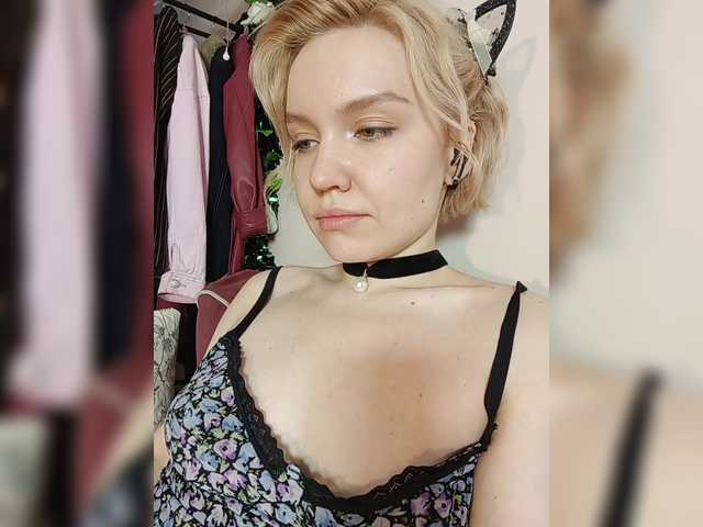 Tikoffka's BongaCams show and profile