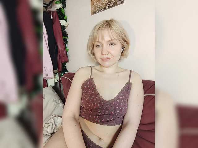Tikoffka's BongaCams show and profile