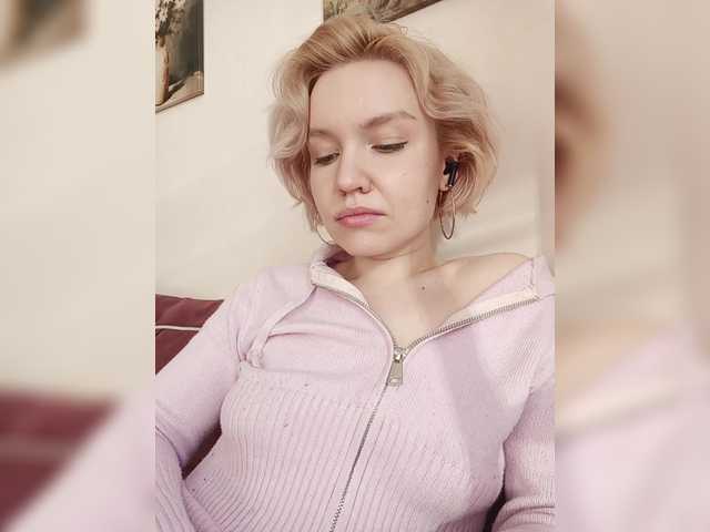 Tikoffka's BongaCams show and profile