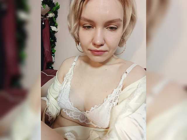 Tikoffka's BongaCams show and profile