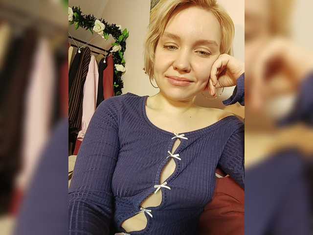 Tikoffka's BongaCams show and profile