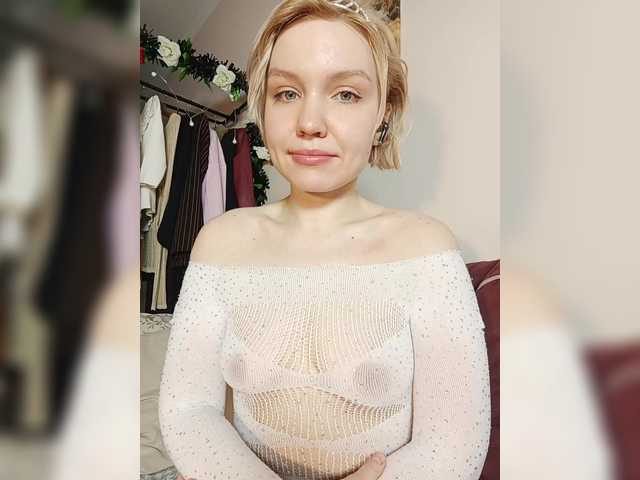 Tikoffka's BongaCams show and profile