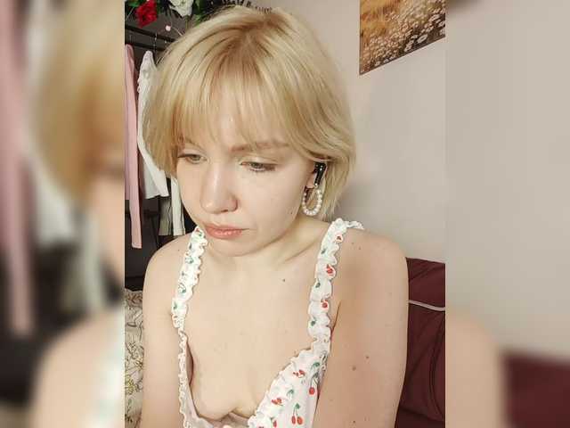 Tikoffka's BongaCams show and profile