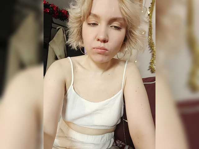 Tikoffka's BongaCams show and profile