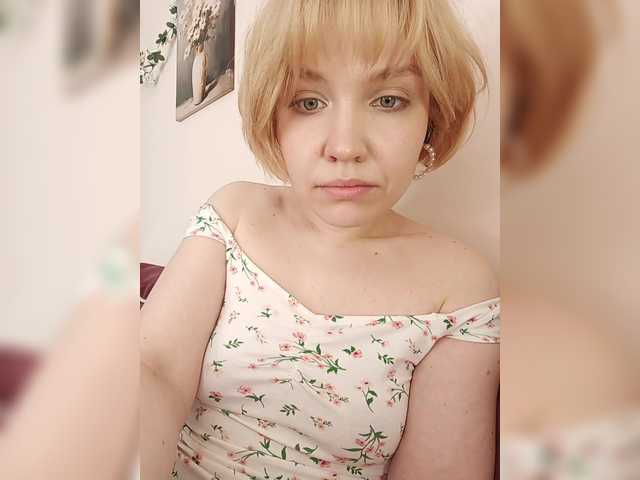 Tikoffka's BongaCams show and profile