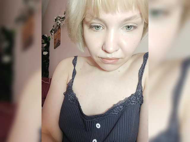 Tikoffka's BongaCams show and profile