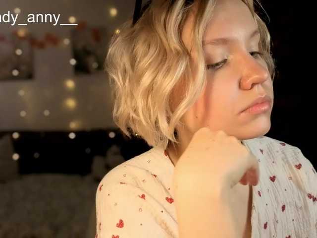 Discover Tikoffka, she wants to masturbate for you Tikoffka from BongaCams