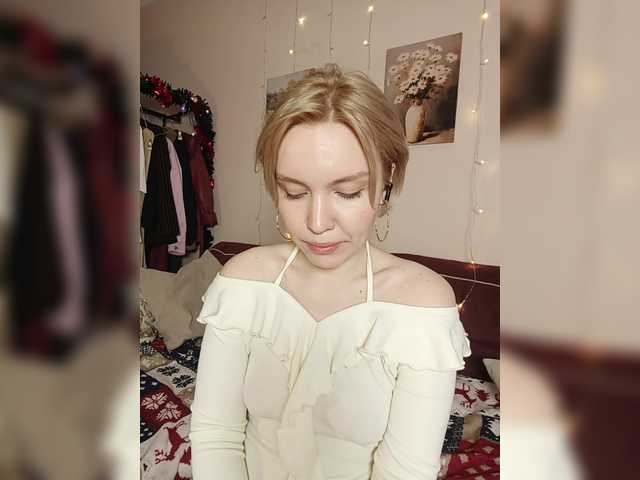 Tikoffka's BongaCams show and profile