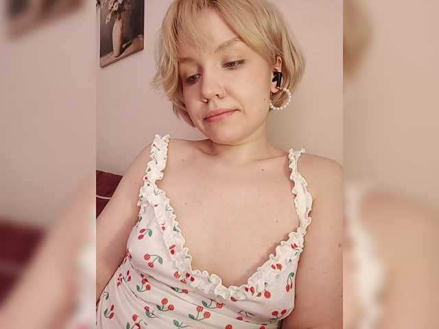 Tikoffka's BongaCams show and profile