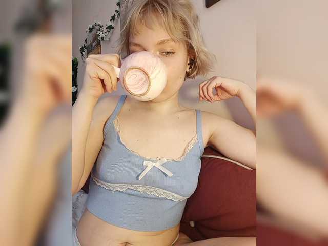 Tikoffka's BongaCams show and profile