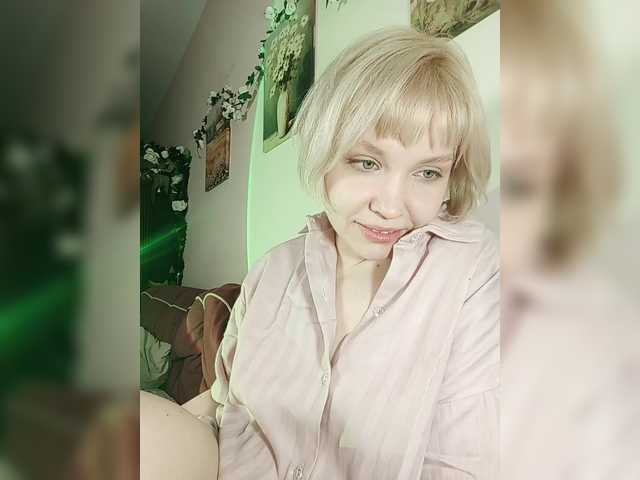 Tikoffka's BongaCams show and profile