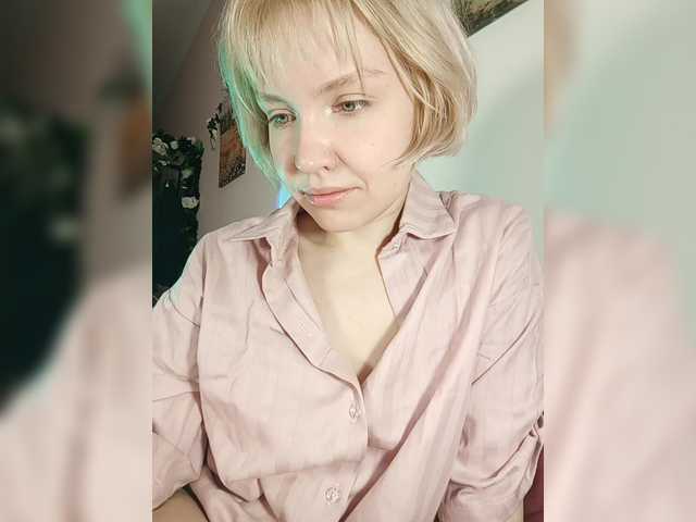 Tikoffka's BongaCams show and profile