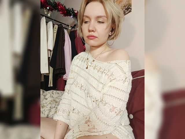 Tikoffka's BongaCams show and profile