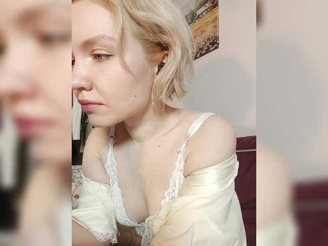 Tikoffka's BongaCams show and profile