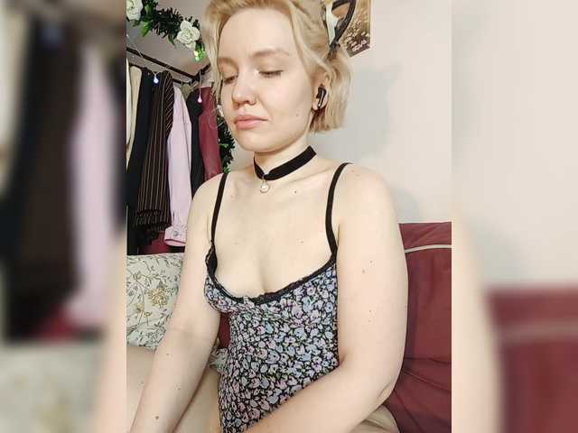 Tikoffka's BongaCams show and profile